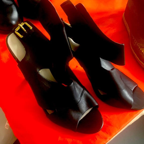 Aldo heels - Picture 1 of 2